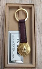 Portachiavi FENDISSIME REPUBBLICA ITALIANA FENDI IN CUOIO MARRONE CON MEDAGLIA