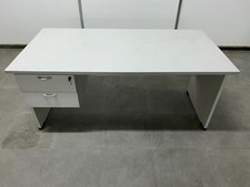 scrivania bianca in legno 160x80 con cassetti