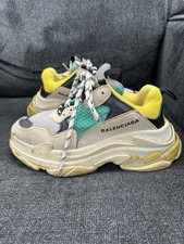 Balenciaga Triple S Verde