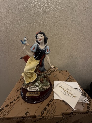 Figurina statua disney - statua,