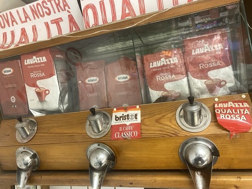Distributore da caffè - distributore,