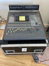 Yamaha 02r Digital Mixer With