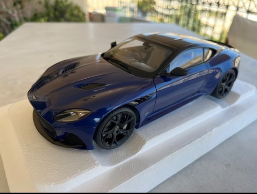 Autoart aston martin dbs - autoart,