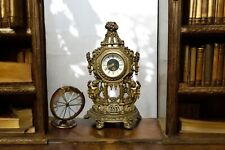 Piccolo orologio da tavola a corda funzionante h.24cm