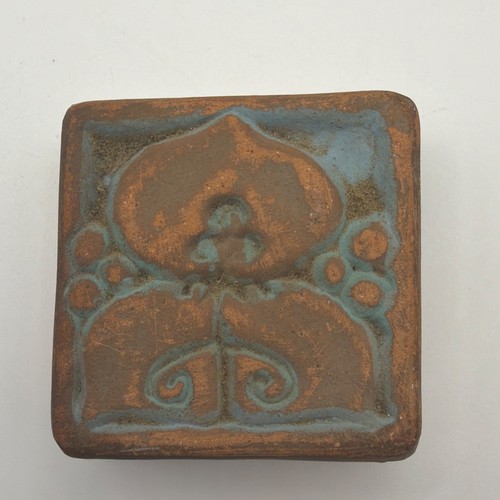 Piastrella ceramica arti - arti, e