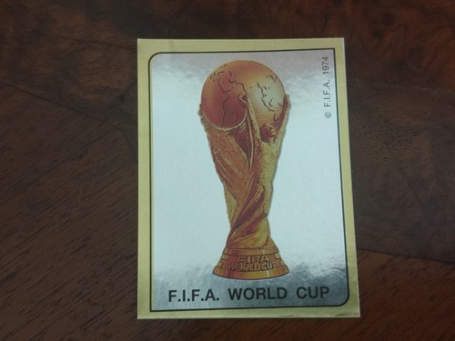 Figurina coppa fifa world - ,