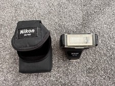 Nikon Speedlight SB-400 flash