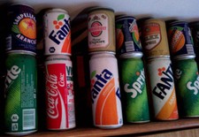 Lattine Coca-Cola Sprite e altre