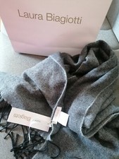 Sciarpa Laura Biagiotti nuova