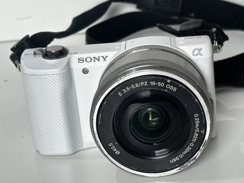 Fotocamera digitale mirrorless