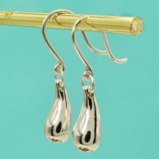 beautiful Tiffany teardrop