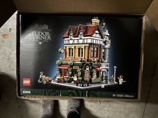 LEGO Icons 10350 Edificio