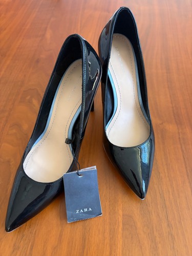 Zara patent leather heel pump