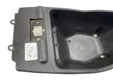 VANO PORTA CASCO SOTTOSELLA