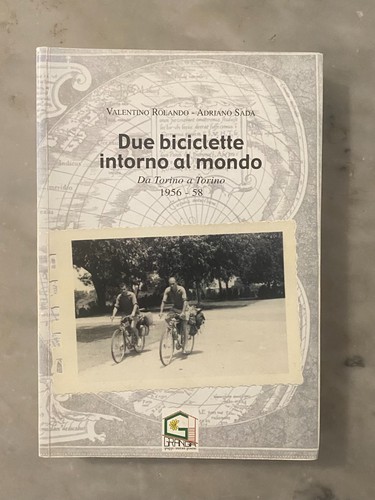Due biciclette intorno - , al