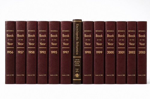 Encyclopedia britannica set - encyclopedia,