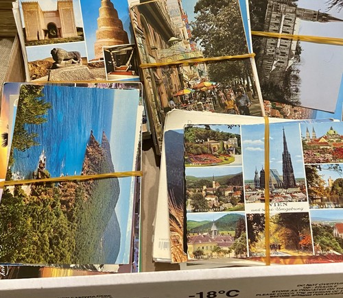 600 cartoline estere viaggiate - 600,