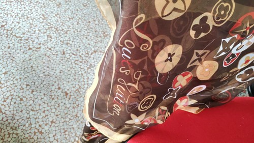 Louis vuitton 100 silk seta - silk,