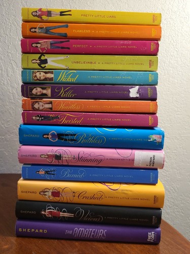 Lot pretty little liars - of,