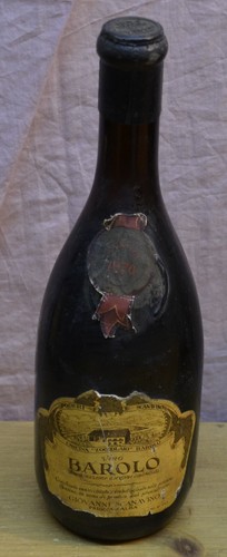 Vecchia bottiglia vino - vecchia,