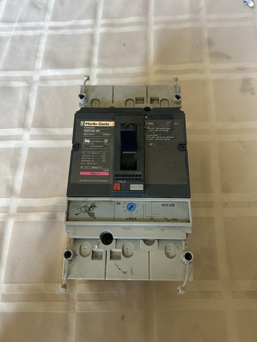 Merlin gerin compact nsf250hc - gerin,
