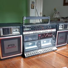 sharp portable stereo