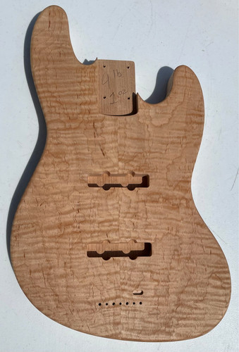 Corpo chitarra basso jazz