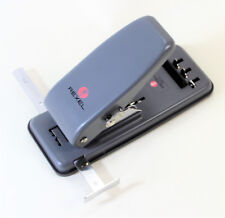 Rilegatrice Foratrice Rilega a Pettine compatta PM12 ad Anelli Plastici Rexel