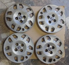 4 copricerchi borchie Punto  ELX JTD 14 pollici copriruota originali usati