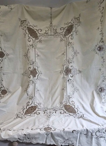 Vintage tablecloth needlelace - vintage,