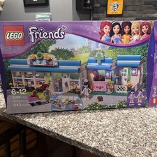 LEGO FRIENDS: Heartlake Vet