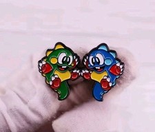 BUBBLE BOBBLE SPILLA PIN BADGE IN METALLO VIDEOGAME ARCADE GADGET COLLECTION