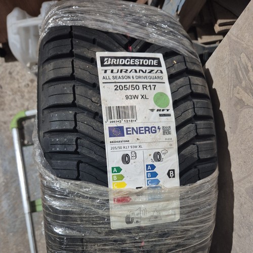 Gomme 205 4 stagioni - 205, 17