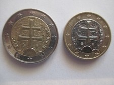 due monete usate da euro 2 ed euro 1 slovenko del 2009 RARE