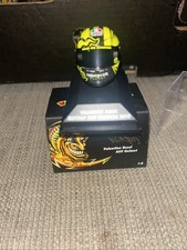 Casco Minichamps Valentino