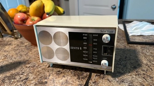 Radio valvole zenith fm - a, am/fm