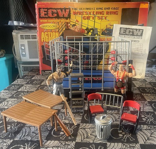 Ecw wrestling ring gift set - gift,
