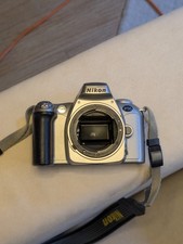 Nikon F55 - Macchina Fotografica Analogica 35 mm - TESTATA - Solo Corpo Macchina