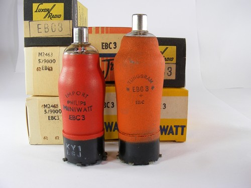 Ebc3 philips miniwatt - ebc3, o