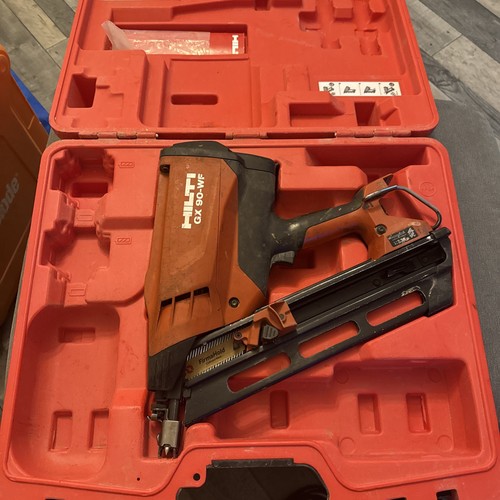 Chiodatrice pistola gas - pistola,