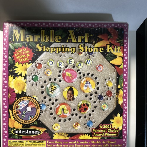 Pietre miliari bambini marmo