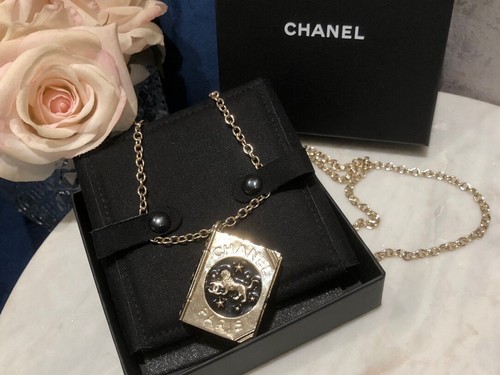 2022 chanel logo - 2022, cc