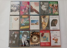 Lotto Di 15 Casette Musicali, Vari Artisti. Di Seconda Mano. 
