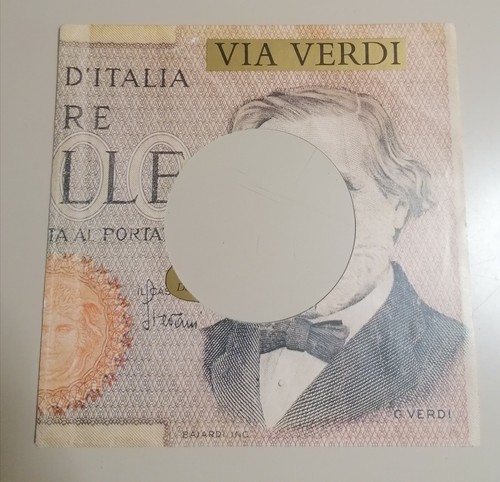 Via verdi diamond hole - via,