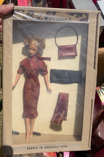 Barbie red forever 2000 - barbie,