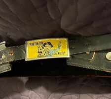 NABISCO RIN CINTURA IN LATTA E PISTOLA ARRUGGINITA CON FIBBIA C. 1956