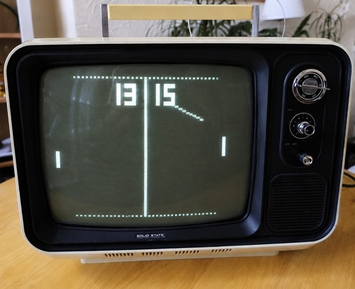 Vintage 1972 hitachi crt - 1972, tv