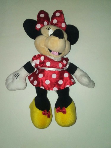 Minnie mouse plush - minnie,
