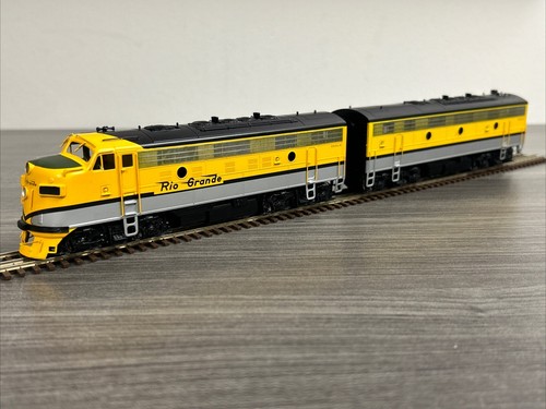 Set locomotiva diesel oriental - locomotiva,