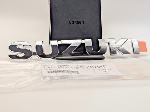 Suzuki logo posteriore nuovo - suzuki,